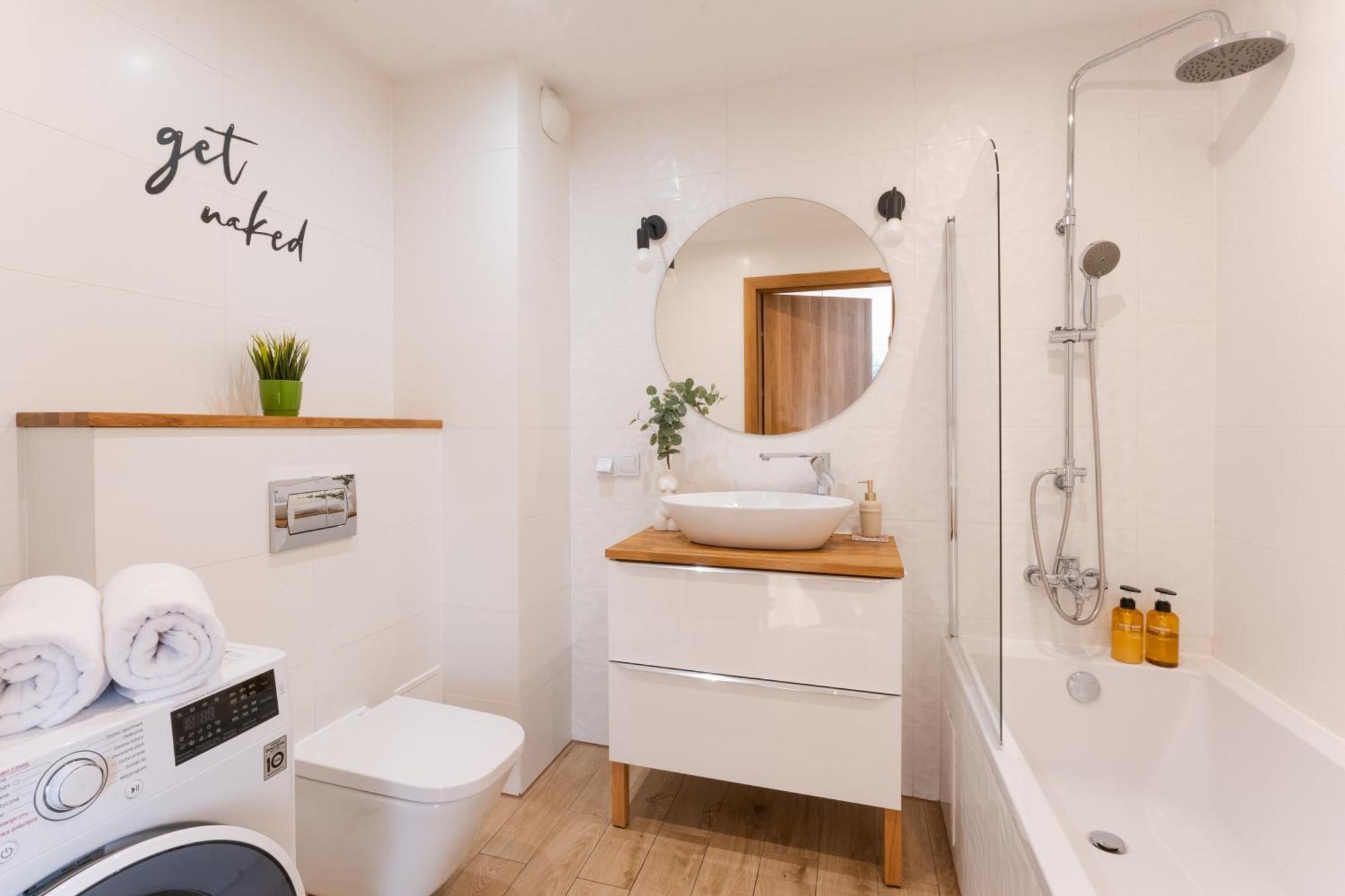 Appartamento Oasis - Free Parking, Big Balcony, Private Park Cracovia